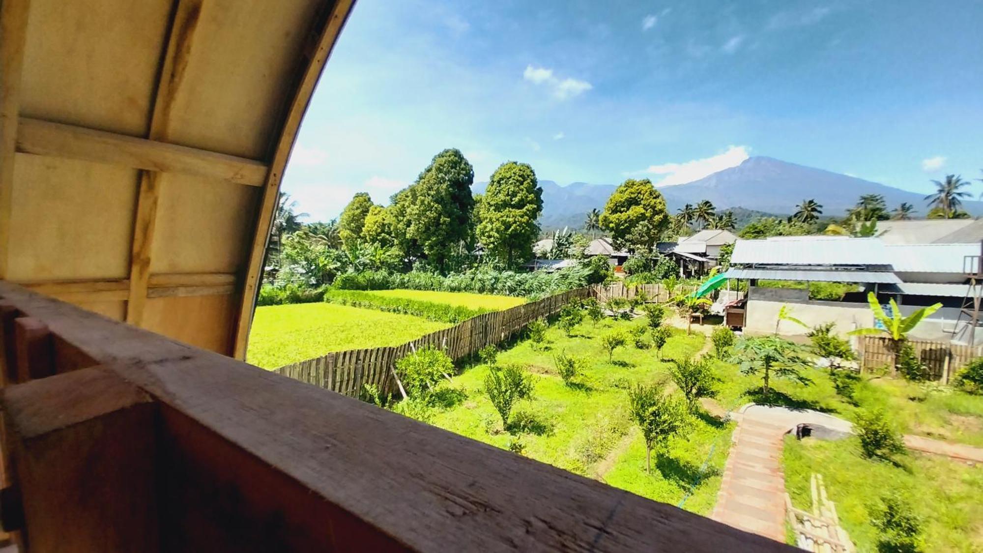 Raturinjani Homestay Selong 외부 사진