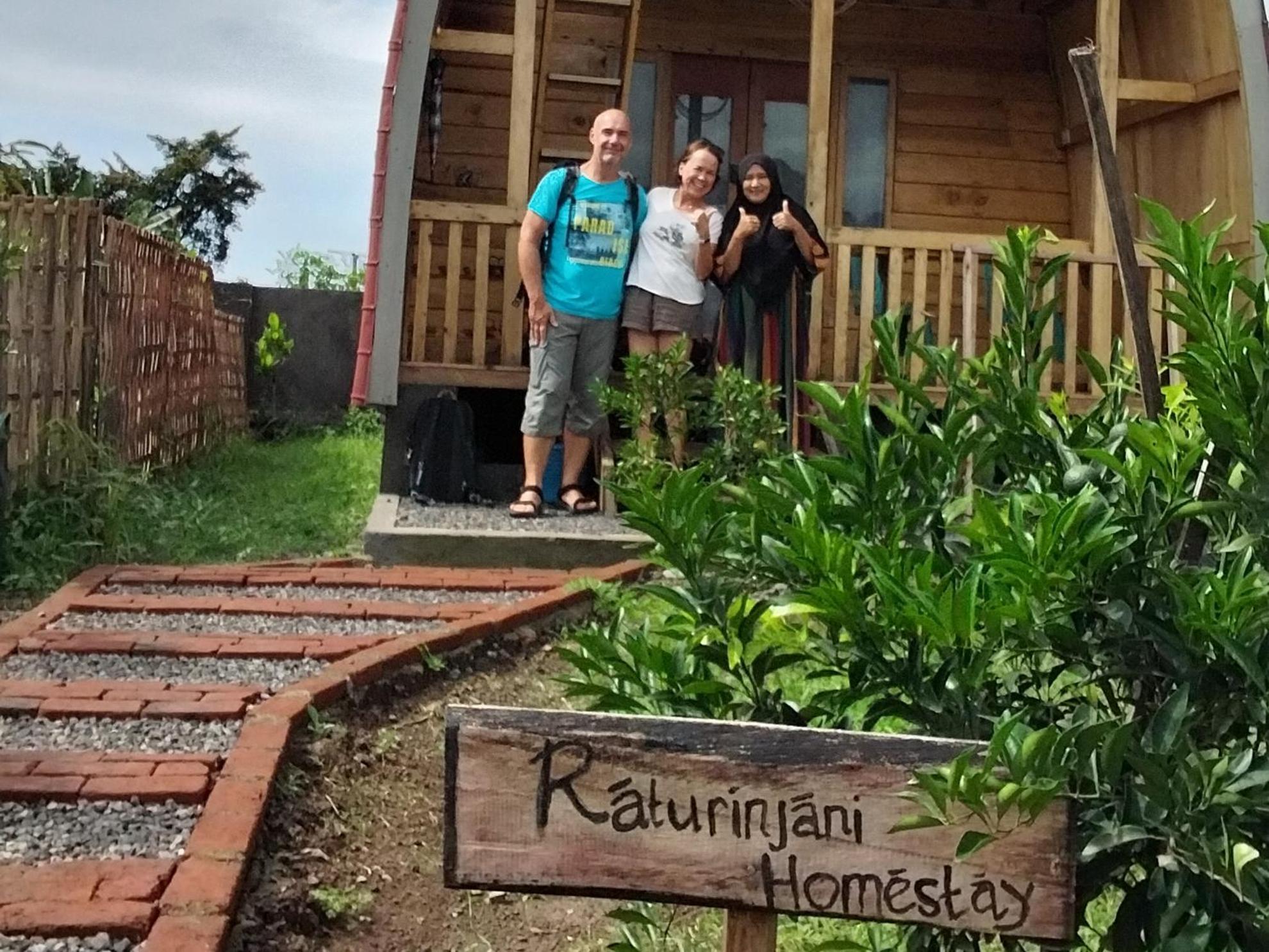 Raturinjani Homestay Selong 외부 사진