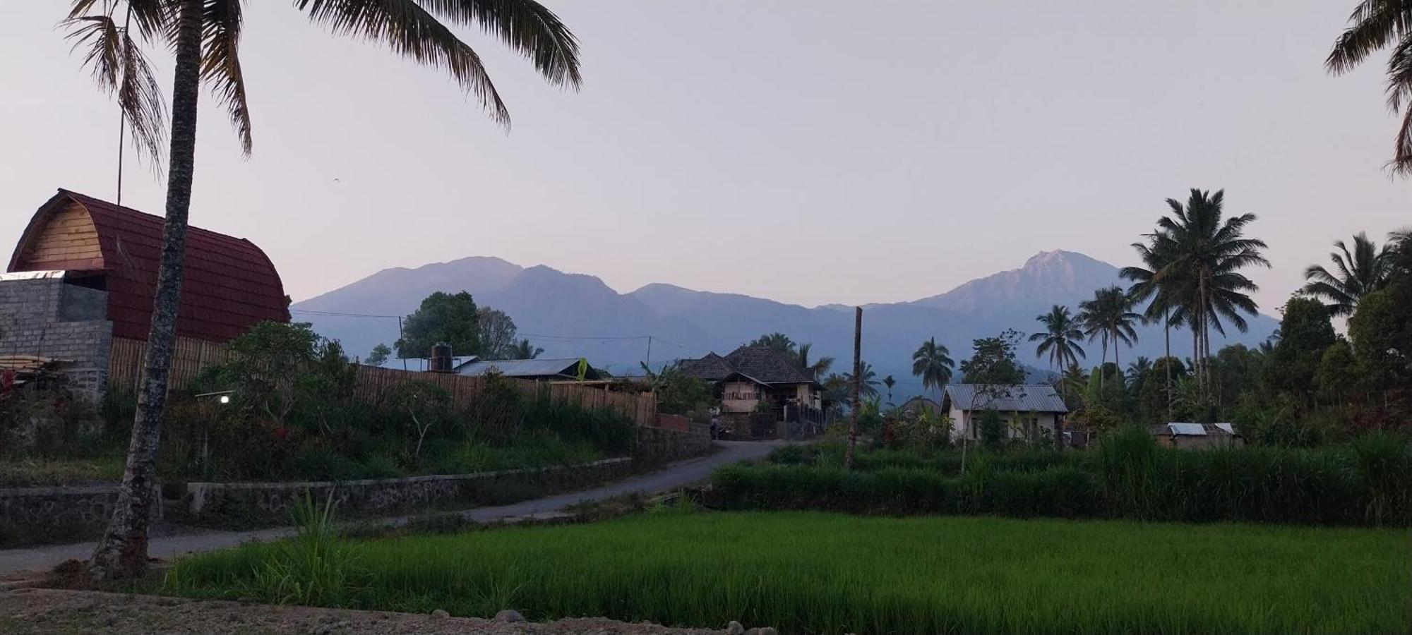 Raturinjani Homestay Selong 외부 사진